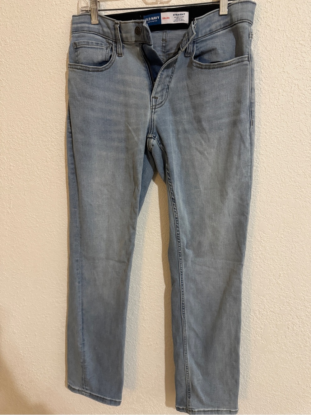 #24 Old Navy Men’s Light Blue Slim Straight Jeans - Picture 3 of 6